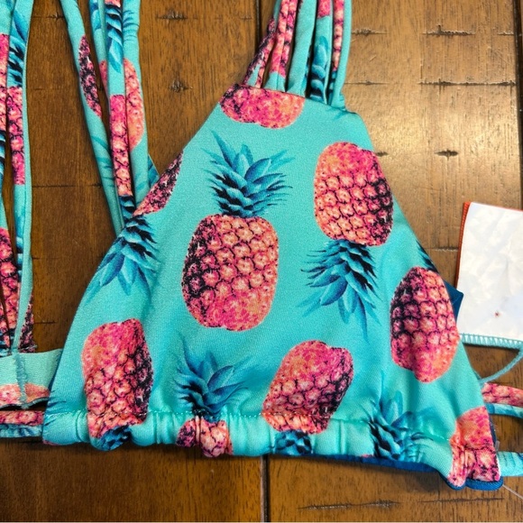 *NWT* B.Swim Luau Pineapple Print Turquoise Bikini Top, Size XS, Swimsuit, Aqua - Picture 2 of 6